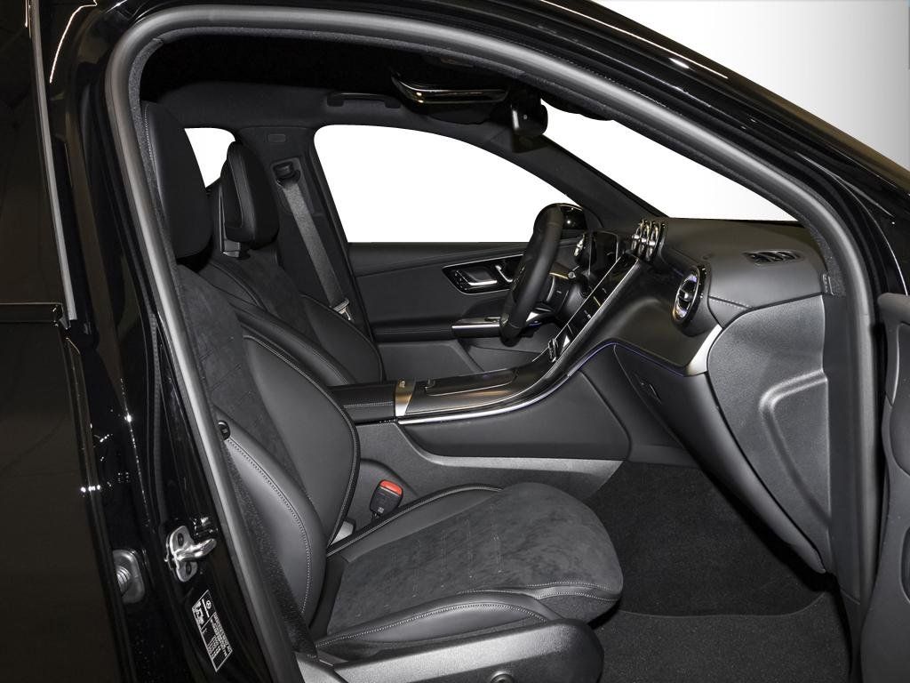 Mercedes GLC 220d 4matic AMG | novinka skladem | nový model | předváděcí německé auto ihned | SUV | nákup online | AUTOiBUY.com